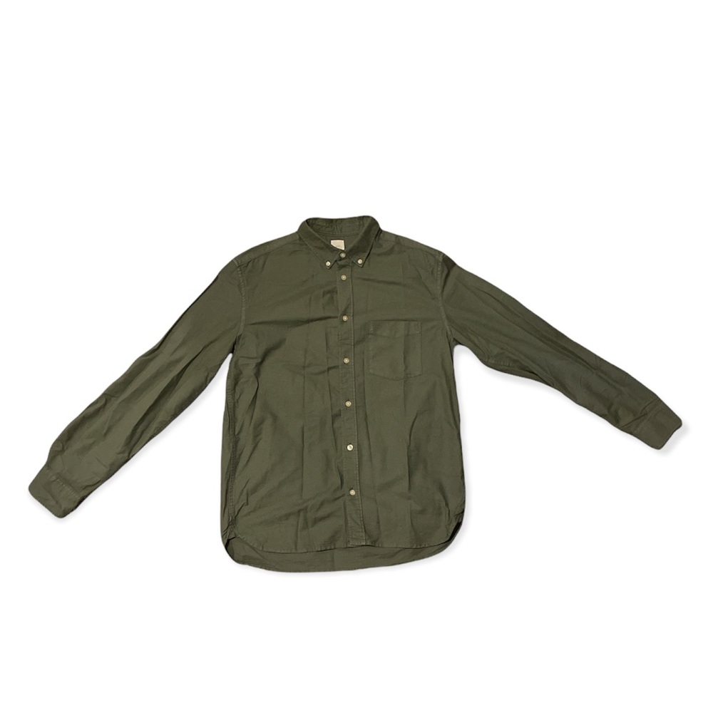 Casual olive button down